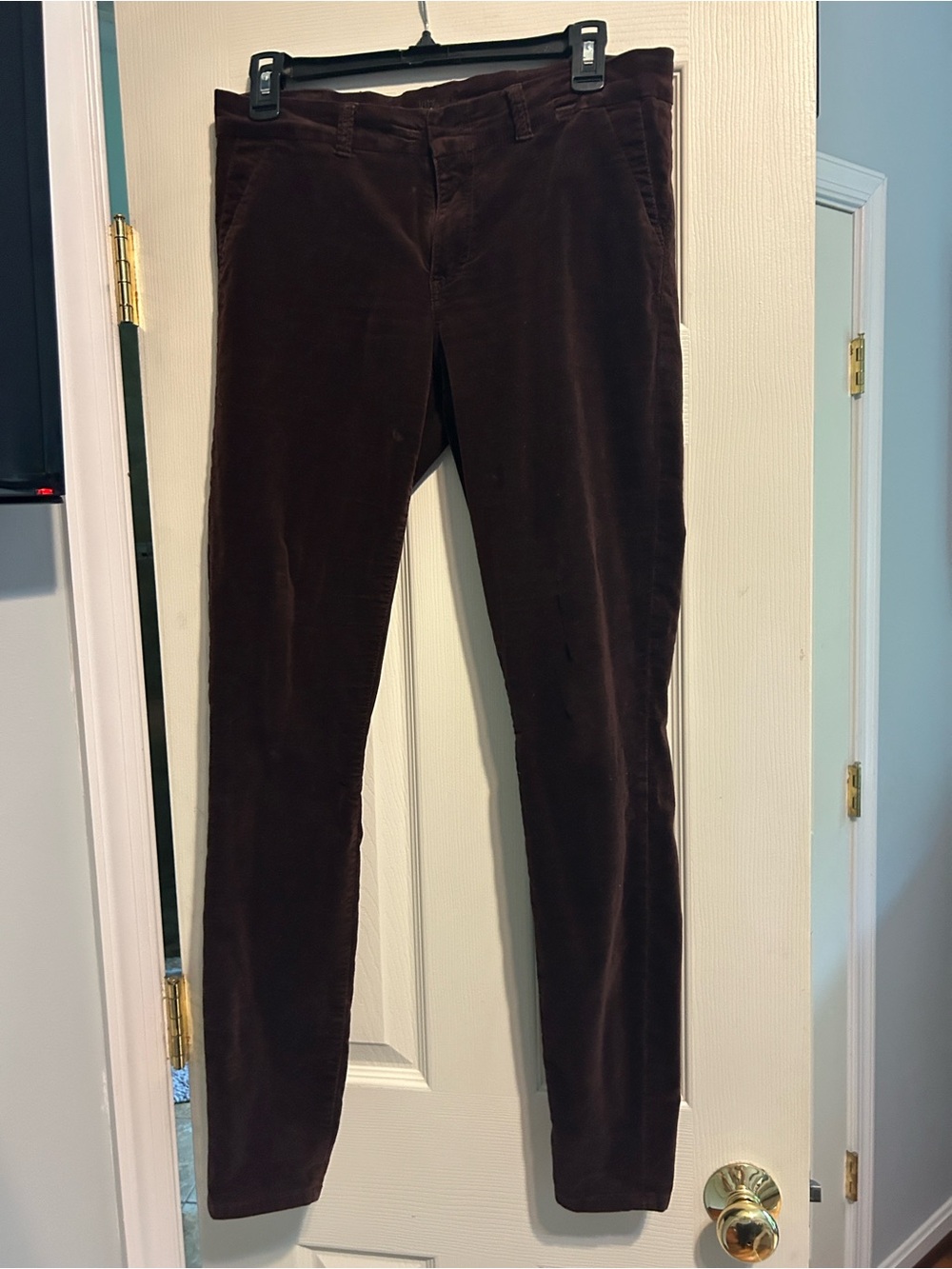 Kut from the Kloth Skinny Corduroy Pants in Brown